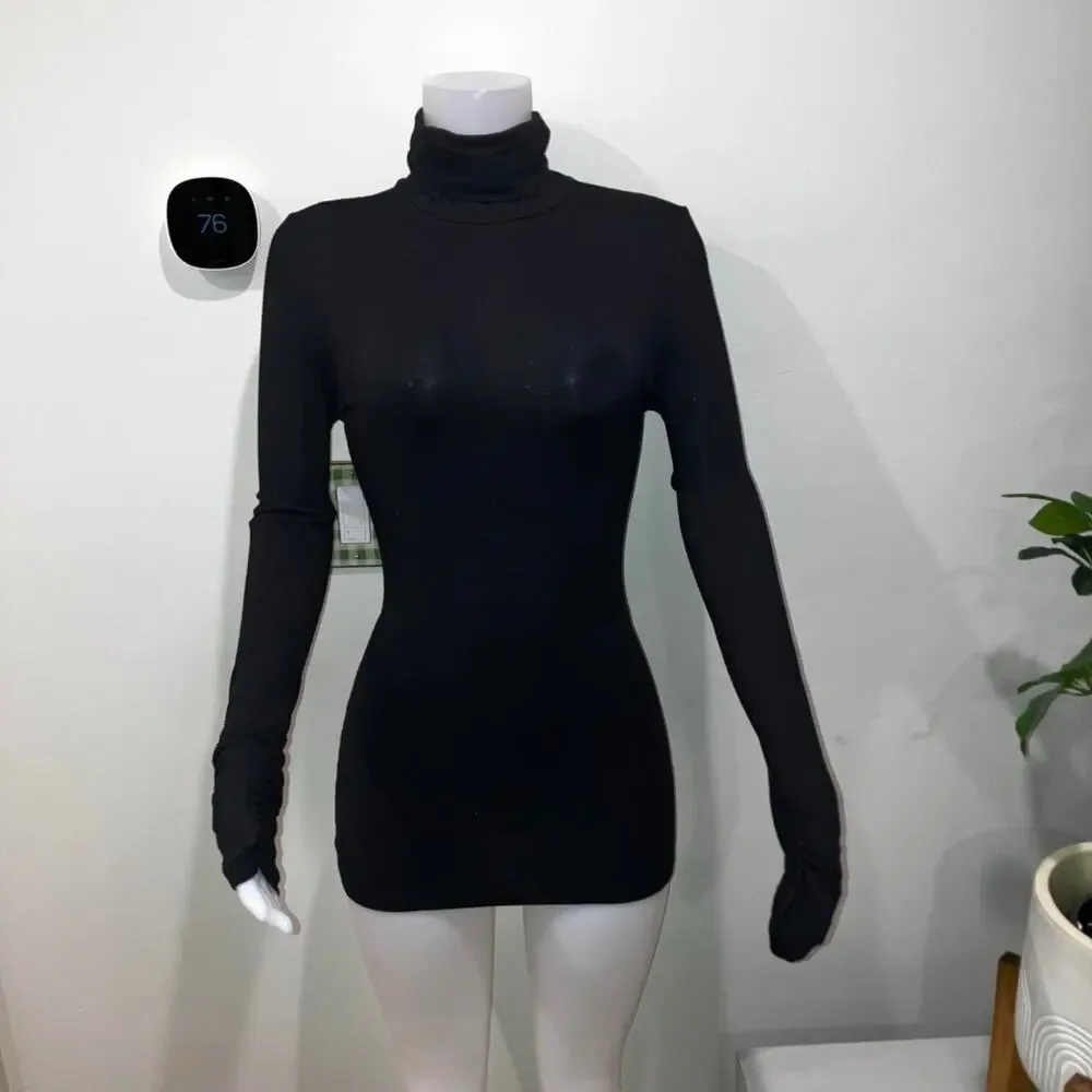Karen Kane made medium